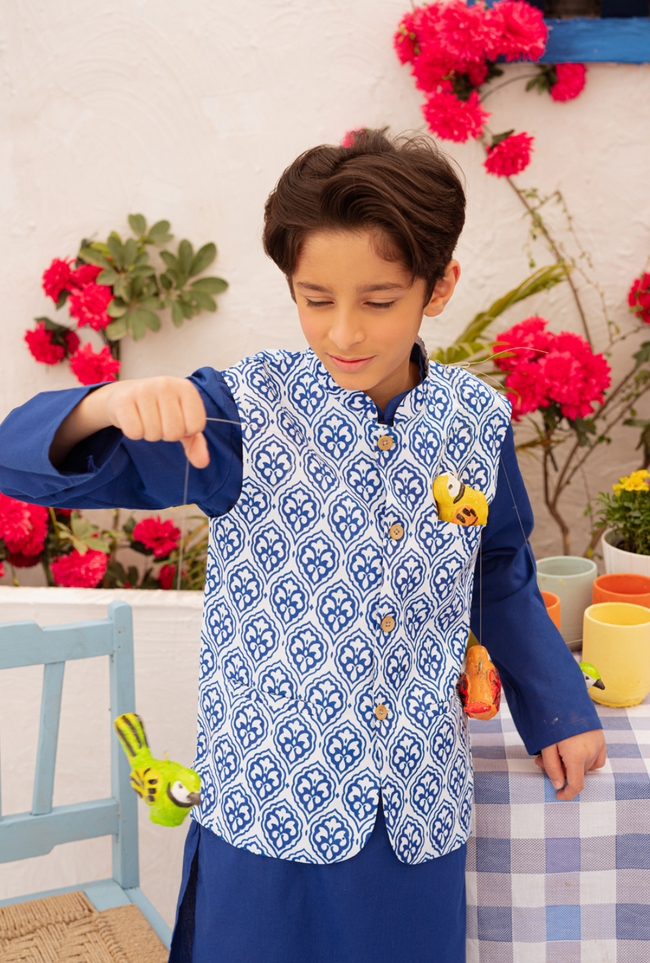 Icaria Waistcoat Hover Image