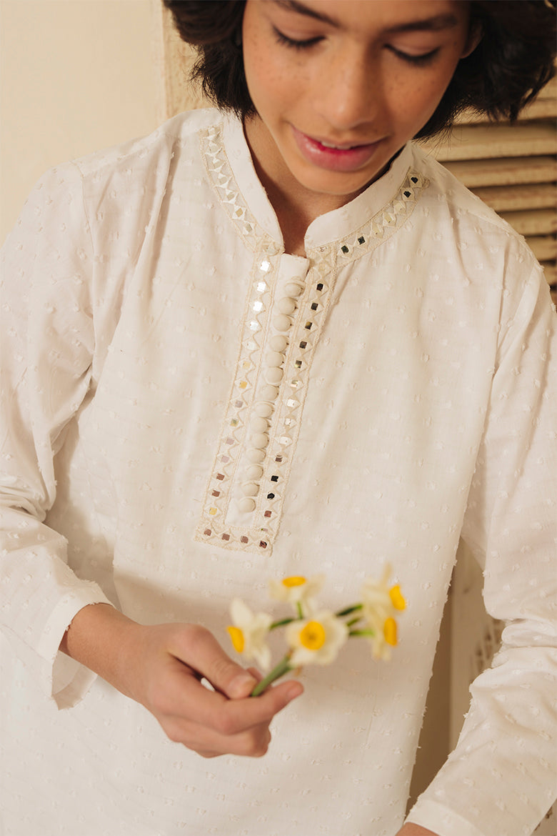 White Mirror embroidery Brosha Kurta