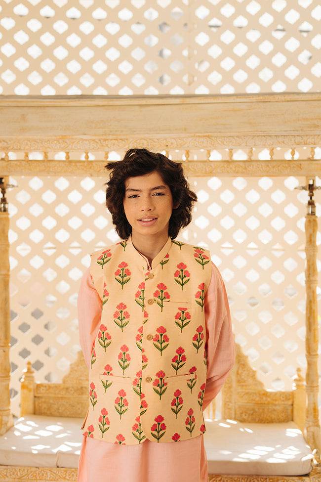 Gul-e-Dawoodi Waistcoat Hover Image